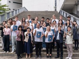 Schüler mit TÜV-Zertifikat